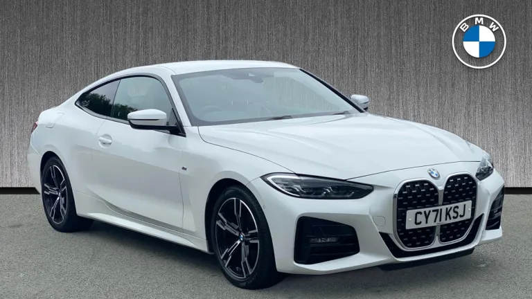 BMW 4 Series 2.0 420i M Sport Auto Euro 6 (s/s) 2dr (CY71KSJ) - Hero Image