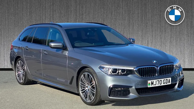 BMW 5 Series 2.0 520d MHT M Sport Touring Auto Euro 6 (s/s) 5dr (MJ70GDA) - Hero Image