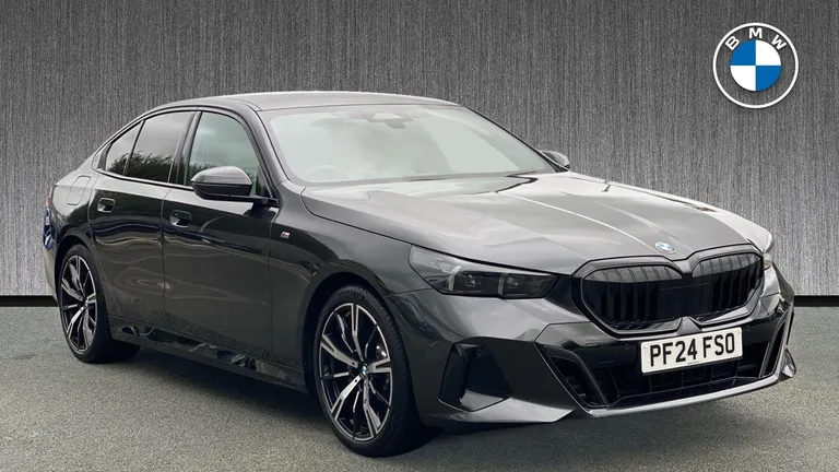 BMW 5 Series 2.0 520i MHT M Sport Pro Steptronic Euro 6 (s/s) 4dr (PF24FSO) - Hero Image