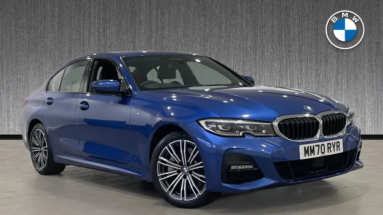 BMW 3 Series 2.0 330e 12kWh M Sport Auto Euro 6 (s/s) 4dr (MM70RYR) - Hero Image