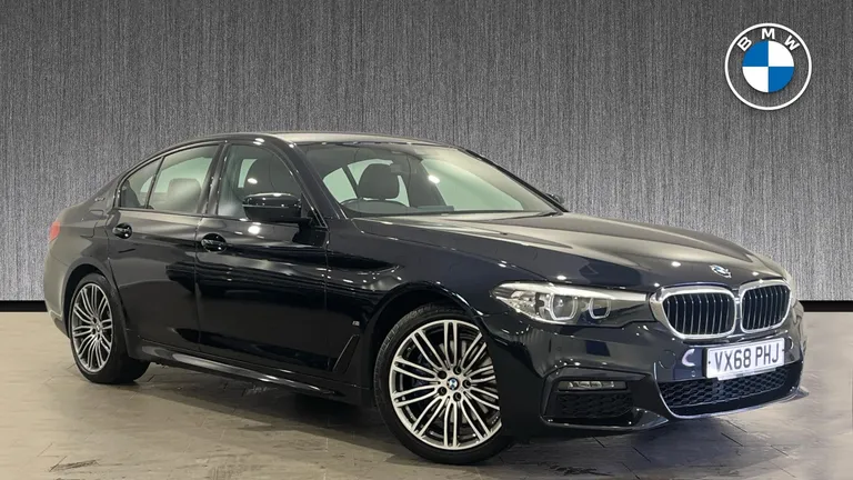 BMW 5 Series 2.0 530e 9.2kWh M Sport Auto Euro 6 (s/s) 4dr (VX68PHJ) - Hero Image