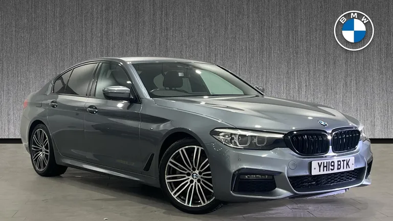 BMW 5 Series 2.0 520d M Sport Auto xDrive Euro 6 (s/s) 4dr (YH19BTK) - Hero Image