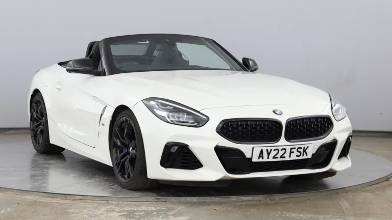 BMW Z4 3.0 M40i Auto sDrive Euro 6 (s/s) 2dr (AY22FSK) - Hero Image