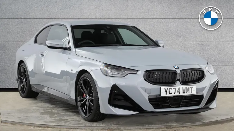 BMW 2 Series 2.0 220i M Sport Auto Euro 6 (s/s) 2dr (YC74WMT) - Hero Image