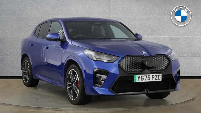 BMW iX2 30 66.5kWh M Sport Auto xDrive 5dr (11kW Charger) (YG75PZC) - Hero Image