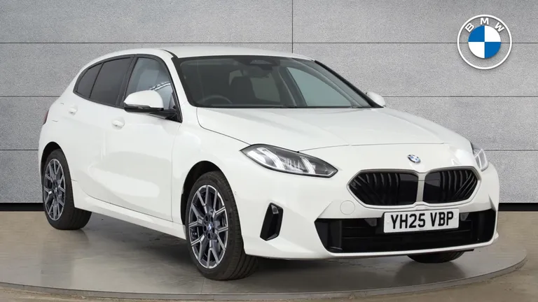 BMW 1 Series 1.5 120i MHT Sport DCT Euro 6 (s/s) 5dr (YH25VBP) - Hero Image