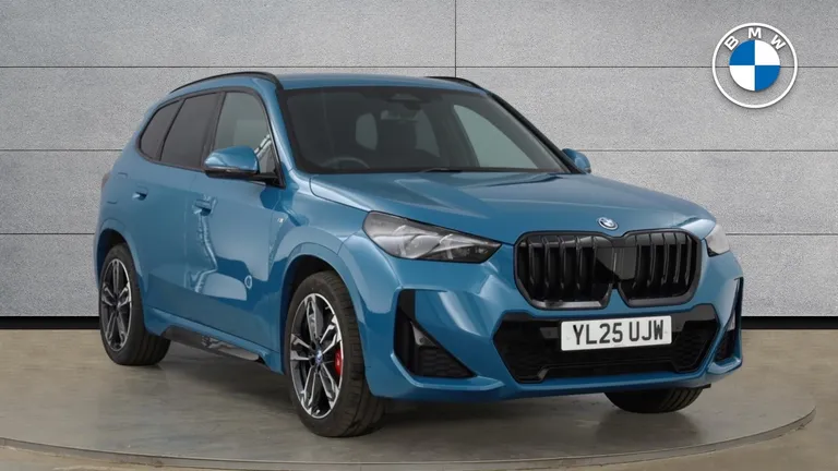 BMW X1 1.5 25e 16.3kWh M Sport DCT xDrive Euro 6 (s/s) 5dr (YL25UJW) - Hero Image