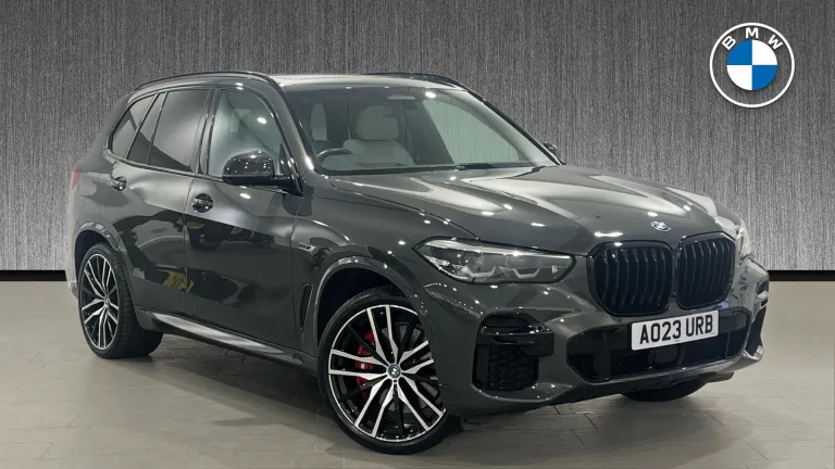 BMW X5 3.0 45e 24kWh M Sport Auto xDrive Euro 6 (s/s) 5dr (AO23URB) - Hero Image