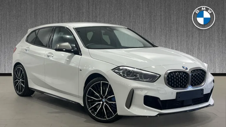 BMW 1 Series 2.0 M135i Auto xDrive Euro 6 (s/s) 5dr (DA23VXF) - Hero Image
