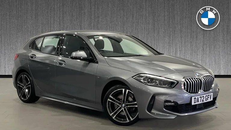 BMW 1 Series 1.5 118i M Sport (LCP) DCT Euro 6 (s/s) 5dr (DA72GFV) - Hero Image