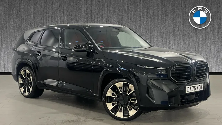 BMW XM 3.0 50e 25.7kWh Auto xDrive Euro 6 (s/s) 5dr (DA75WCR) - Hero Image