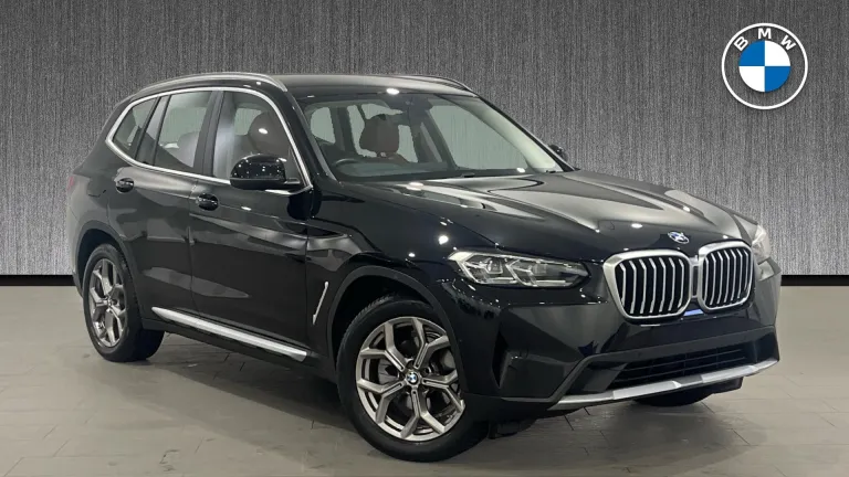 BMW X3 2.0 20d MHT xLine Auto xDrive Euro 6 (s/s) 5dr (DC22HHT) - Hero Image