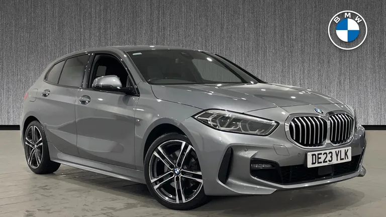 BMW 1 Series 1.5 118i M Sport (LCP) DCT Euro 6 (s/s) 5dr (DE23YLK) - Hero Image