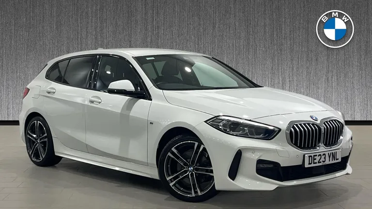 BMW 1 Series 1.5 118i M Sport (LCP) DCT Euro 6 (s/s) 5dr (DE23YNL) - Hero Image
