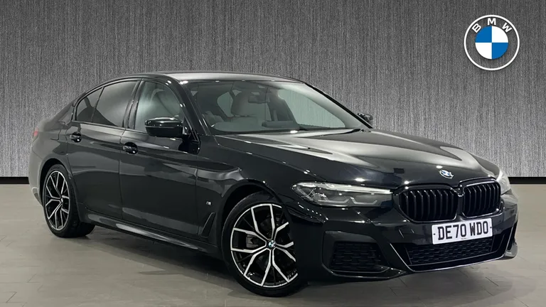 BMW 5 Series 2.0 520d MHT M Sport Steptronic Euro 6 (s/s) 4dr (DE70WDO) - Hero Image