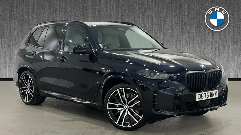 BMW X5 3.0 50e 25.7kWh M Sport Steptronic xDrive Euro 6 (s/s) 5dr (DG75WMW) - Hero Image