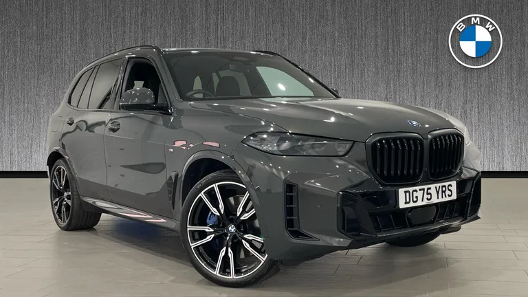 BMW X5 3.0 50e 25.7kWh M Sport Steptronic xDrive Euro 6 (s/s) 5dr (DG75YRS) - Hero Image