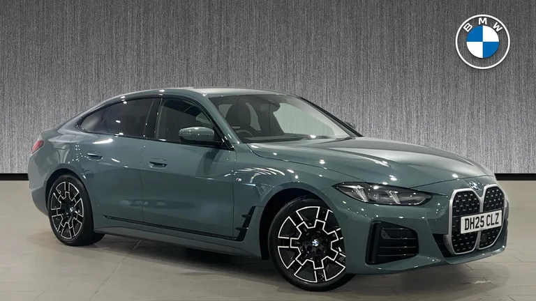 BMW 4 Series Gran Coupe 2.0 420i M Sport Auto Euro 6 (s/s) 5dr (DH25CLZ) - Hero Image