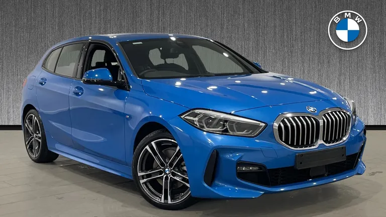 BMW 1 Series 1.5 118i M Sport (LCP) Euro 6 (s/s) 5dr (DW23FLM) - Hero Image