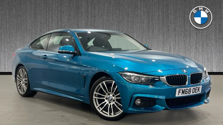 BMW 4 Series 2.0 420i M Sport Auto Euro 6 (s/s) 2dr (FM68OEK) - Hero Image