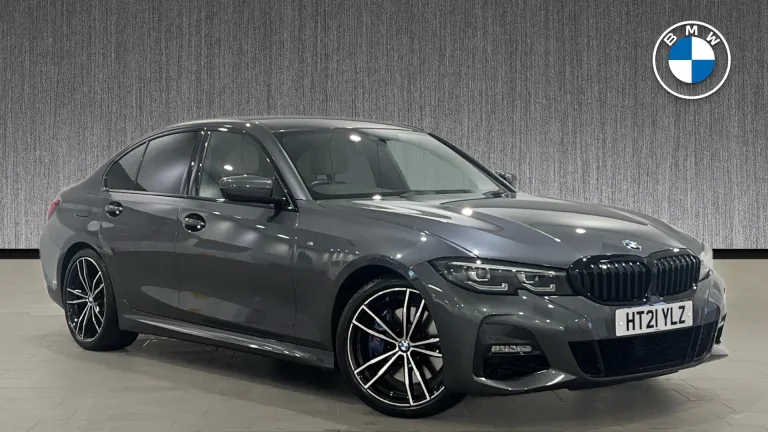 BMW 3 Series 2.0 330i M Sport Auto Euro 6 (s/s) 4dr (HT21YLZ) - Hero Image