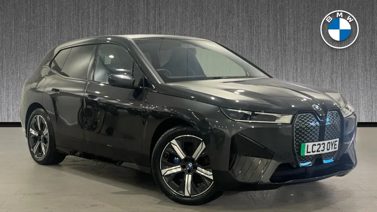 BMW iX 40 76.6kWh M Sport Auto xDrive 5dr (11kW Charger) (LC23OYE) - Hero Image