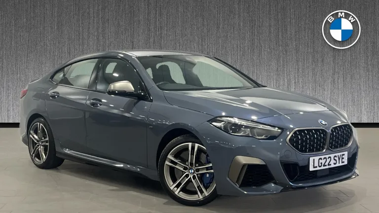 BMW 2 Series 2.0 M235i Auto xDrive Euro 6 (s/s) 4dr (LG22SYE) - Hero Image