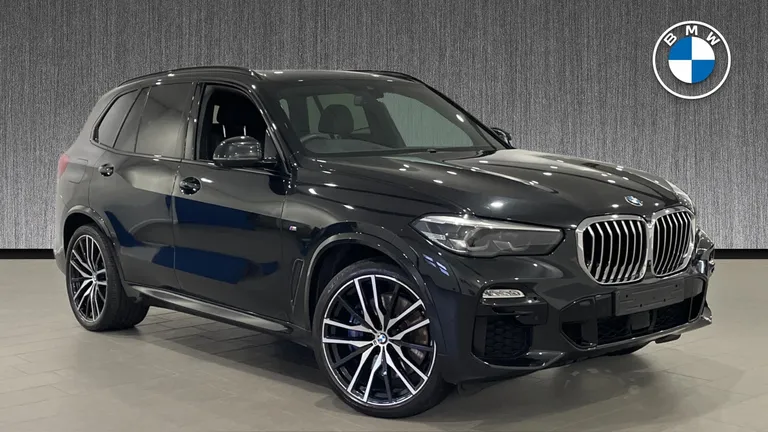 BMW X5 3.0 30d M Sport Auto xDrive Euro 6 (s/s) 5dr (MA19BKG) - Hero Image