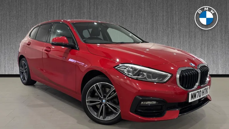 BMW 1 Series 118i Sport (MM70HTK) - Hero Image