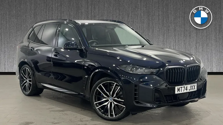 BMW X5 3.0 50e 25.7kWh M Sport Steptronic xDrive Euro 6 (s/s) 5dr (MT74JXX) - Hero Image