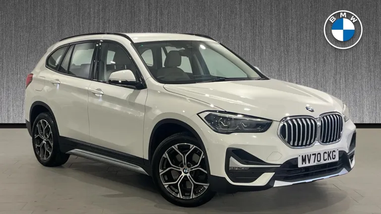 BMW X1 2.0 20i xLine DCT sDrive Euro 6 (s/s) 5dr (MV70CKG) - Hero Image