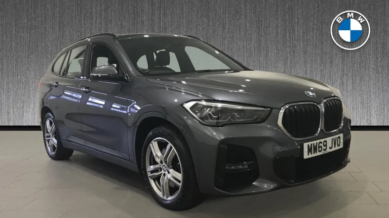 BMW X1 2.0 20i M Sport DCT sDrive Euro 6 (s/s) 5dr (MW69JVO) - Hero Image