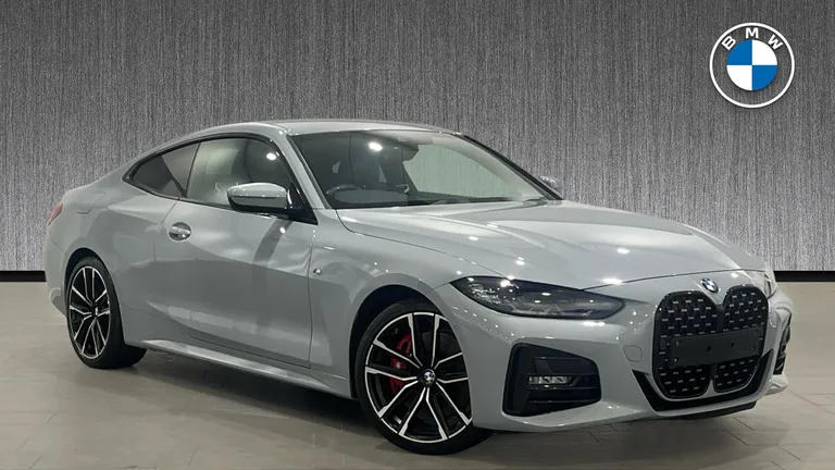 BMW 4 Series 2.0 420d MHT M Sport Auto xDrive Euro 6 (s/s) 2dr (MW71XOB) - Hero Image
