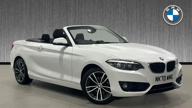 BMW 2 Series 1.5 218i GPF Sport Auto Euro 6 (s/s) 2dr (NK70WMG) - Hero Image