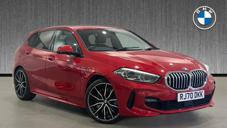 BMW 1 Series 2.0 118d M Sport Auto Euro 6 (s/s) 5dr (RJ70DKK) - Hero Image