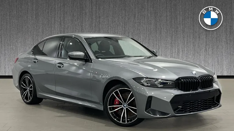 BMW 3 Series 2.0 330e 12kWh M Sport Auto Euro 6 (s/s) 4dr (WF24SRY) - Hero Image