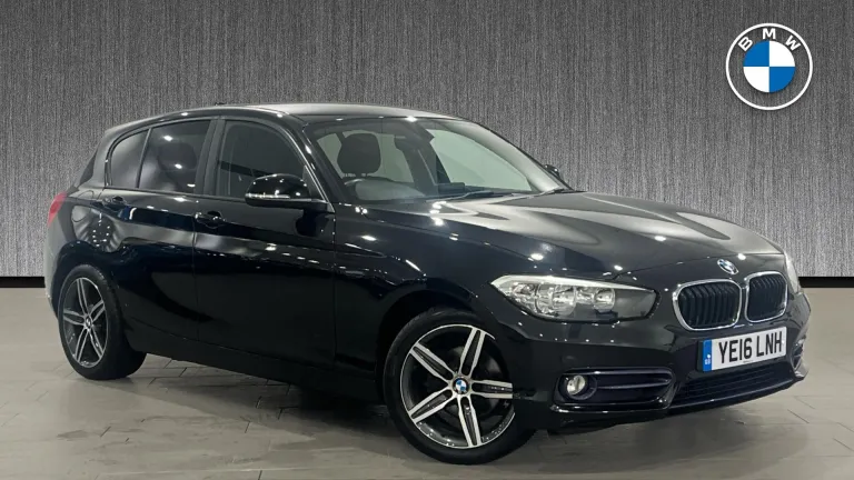 BMW 1 Series 1.5 118i Sport Euro 6 (s/s) 5dr (YE16LNH) - Hero Image