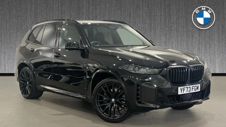 BMW X5 3.0 30d MHT M Sport Steptronic xDrive Euro 6 (s/s) 5dr (YF73FGM) - Hero Image