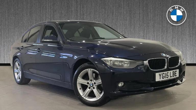BMW 3 Series 2.0 320d SE Auto xDrive Euro 5 (s/s) 4dr (YG15LBE) - Hero Image