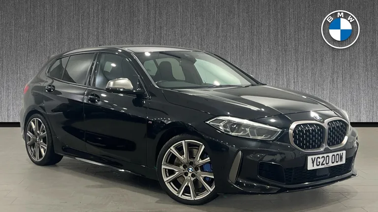 BMW 1 Series 2.0 M135i Auto xDrive Euro 6 (s/s) 5dr (YG20OOW) - Hero Image