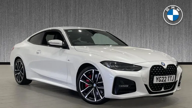 BMW 4 Series 2.0 420d MHT M Sport Auto xDrive Euro 6 (s/s) 2dr (YG22TTJ) - Hero Image