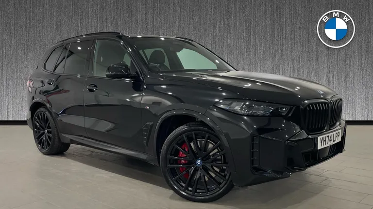 BMW X5 3.0 50e 25.7kWh M Sport Steptronic xDrive Euro 6 (s/s) 5dr (YH74LPP) - Hero Image