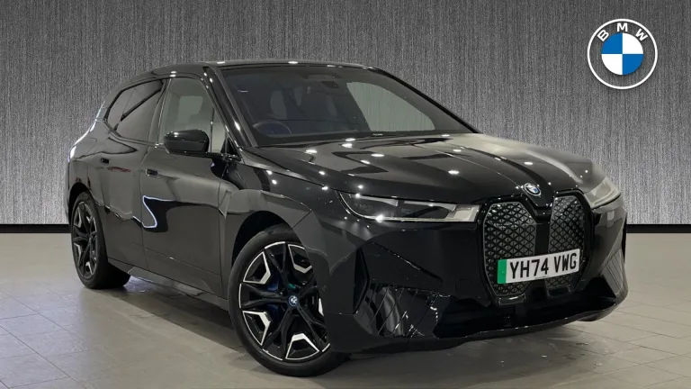 BMW iX 40 76.6kWh M Sport Auto xDrive 5dr (11kW Charger) (YH74VWG) - Hero Image