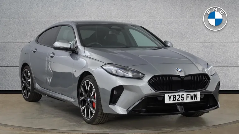 BMW 2 Series 1.5 220i MHT M Sport DCT Euro 6 (s/s) 4dr (YB25FWN) - Hero Image