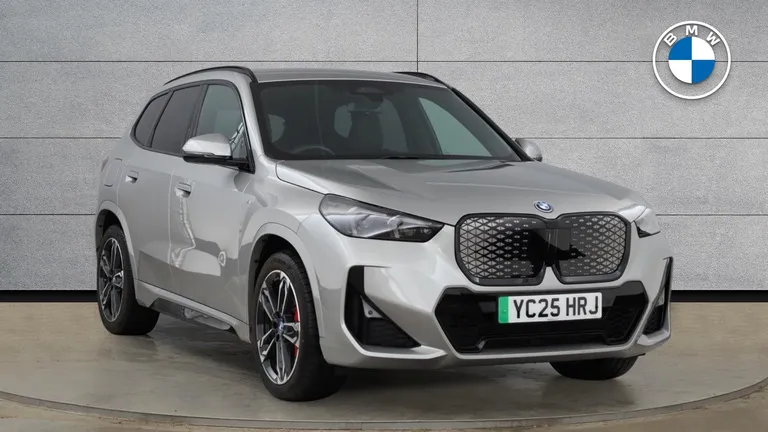 BMW iX1 20 66.5kWh M Sport Auto eDrive 5dr (11kW Charger) (YC25HRJ) - Hero Image