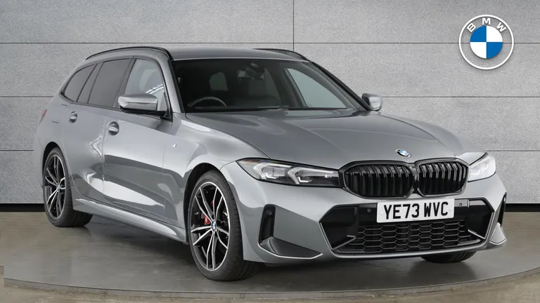 BMW 3 Series 2.0 320d MHT M Sport Touring Auto Euro 6 (s/s) 5dr (YE73WVC) - Hero Image