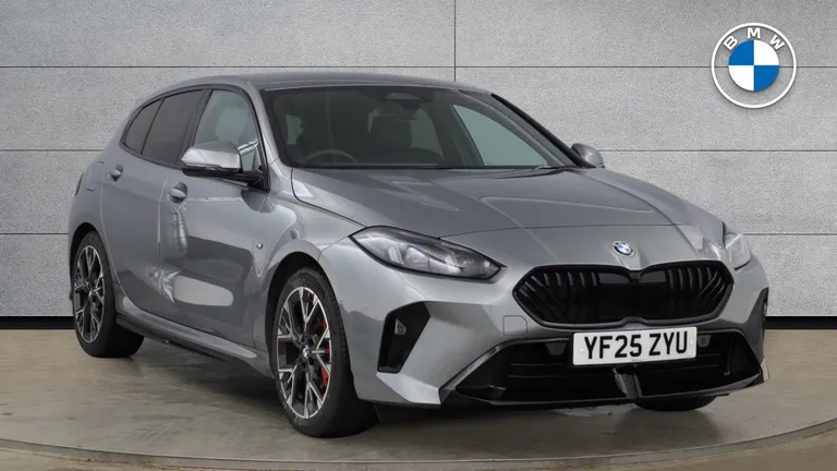 BMW 1 Series 1.5 120i MHT M Sport DCT Euro 6 (s/s) 5dr (YF25ZYU) - Hero Image