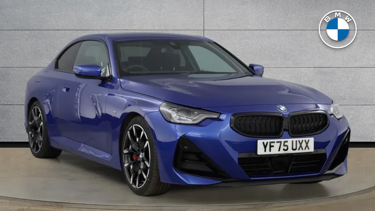 BMW 2 Series 2.0 220i M Sport Auto Euro 6 (s/s) 2dr (YF75UXX) - Hero Image