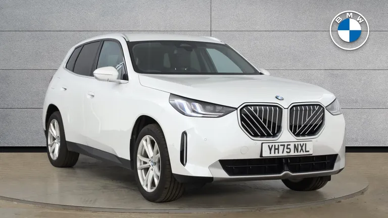 BMW X3 2.0 20i MHT xLine Auto xDrive Euro 6 (s/s) 5dr (YH75NXL) - Hero Image