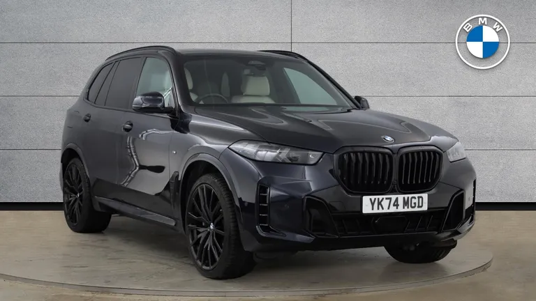 BMW X5 3.0 30d MHT M Sport Steptronic xDrive Euro 6 (s/s) 5dr (YK74MGD) - Hero Image